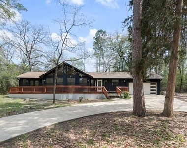 284 Pleasant Hill Lane - Photo Thumbnail 2