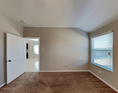 7948 Mosspark Lane - Photo Thumbnail 10