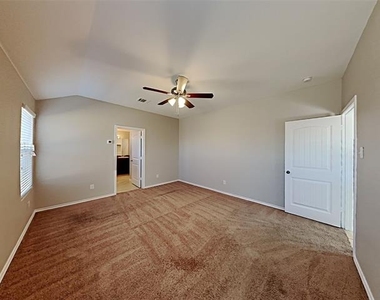 7948 Mosspark Lane - Photo Thumbnail 9