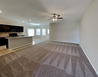 7948 Mosspark Lane - Photo Thumbnail 7
