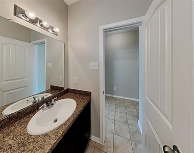 7948 Mosspark Lane - Photo Thumbnail 17