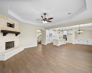 4434 Verbena Street - Photo Thumbnail 14