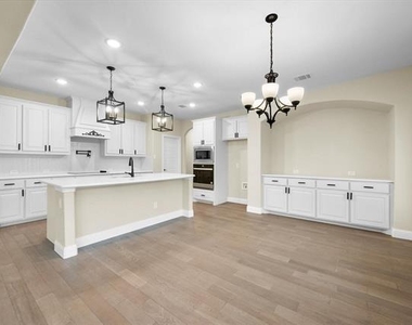 4434 Verbena Street - Photo Thumbnail 17