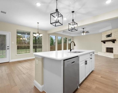 4434 Verbena Street - Photo Thumbnail 23