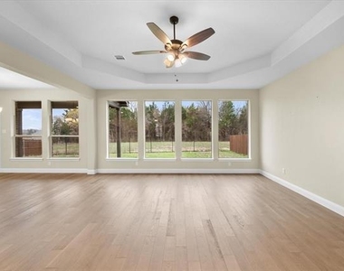 4434 Verbena Street - Photo Thumbnail 12