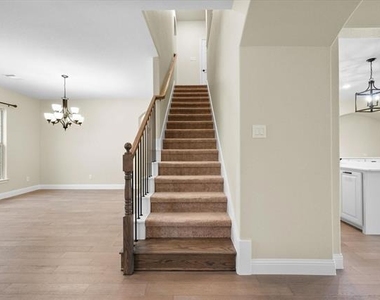 4434 Verbena Street - Photo Thumbnail 7