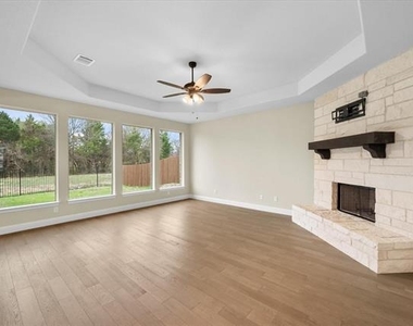4434 Verbena Street - Photo Thumbnail 13