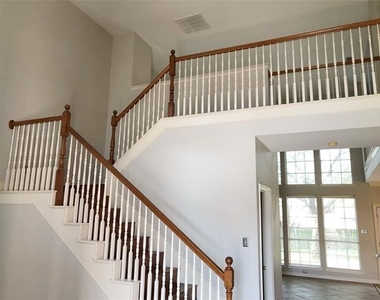 6417 Calloway Drive - Photo Thumbnail 3
