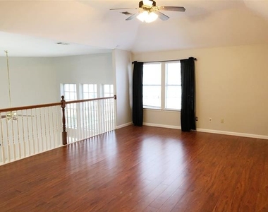 6417 Calloway Drive - Photo Thumbnail 11