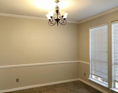 6417 Calloway Drive - Photo Thumbnail 4