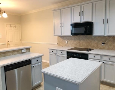 6417 Calloway Drive - Photo Thumbnail 5