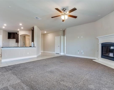 16308 E Harwood Drive - Photo Thumbnail 9