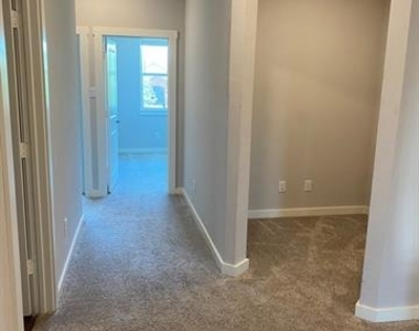 829 Emerling Street - Photo Thumbnail 11