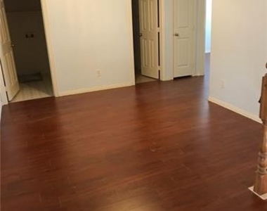 4428 Heath Court - Photo Thumbnail 8