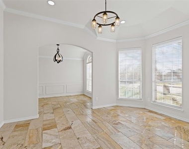 3509 Manor Drive - Photo Thumbnail 5