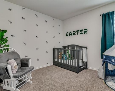2117 Croton Avenue - Photo Thumbnail 17