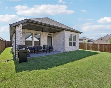 3140 Brazoria Drive - Photo Thumbnail 14