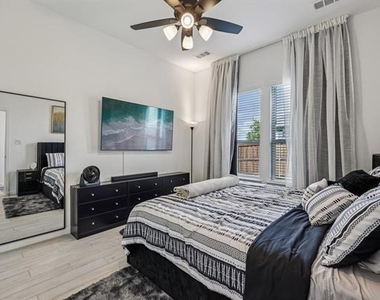 3140 Brazoria Drive - Photo Thumbnail 7