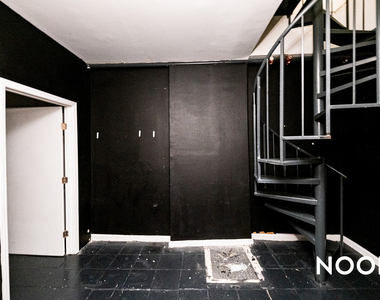 1670 Gates Avenue - Photo Thumbnail 3