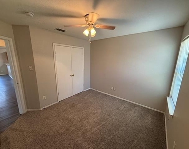 10524 Aransas Drive - Photo Thumbnail 21