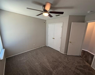10524 Aransas Drive - Photo Thumbnail 23
