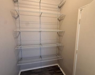 10524 Aransas Drive - Photo Thumbnail 15