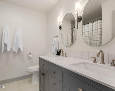 8419 E Granada Road - Photo Thumbnail 20