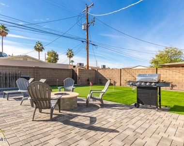 8419 E Granada Road - Photo Thumbnail 34