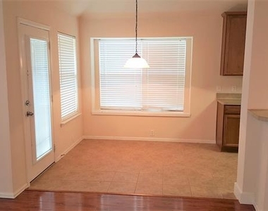 4536 Butterfly Way - Photo Thumbnail 4