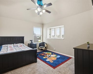 1412 Chase Way - Photo Thumbnail 22
