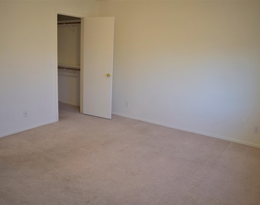 13323 E Butler Street - Photo Thumbnail 11
