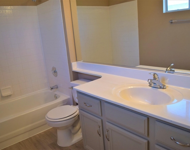 13323 E Butler Street - Photo Thumbnail 13