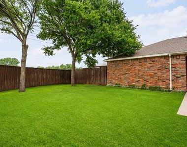 4453 Red Barn Drive - Photo Thumbnail 37