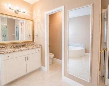4453 Red Barn Drive - Photo Thumbnail 32