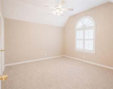 4453 Red Barn Drive - Photo Thumbnail 22