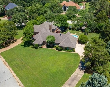 910 Emerald Boulevard - Photo Thumbnail 28