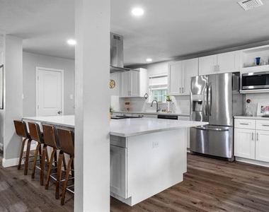 3417 Shady Oaks Drive - Photo Thumbnail 14