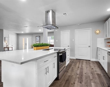 3417 Shady Oaks Drive - Photo Thumbnail 15