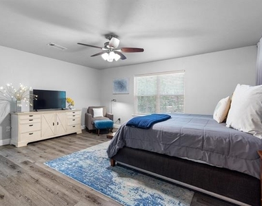 3417 Shady Oaks Drive - Photo Thumbnail 22