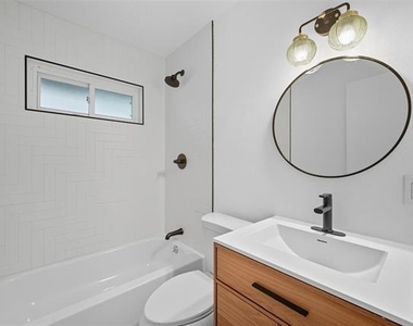 2251 Hartline Drive - Photo Thumbnail 15