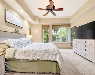 5055 Addison Circle - Photo Thumbnail 12