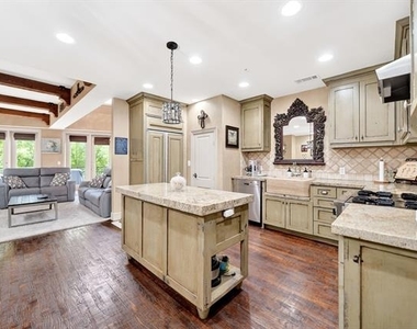 5055 Addison Circle - Photo Thumbnail 20