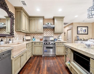 5055 Addison Circle - Photo Thumbnail 19