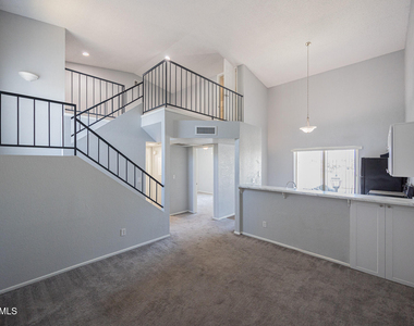 4828 W Orangewood Avenue - Photo Thumbnail 3