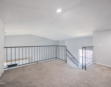 4828 W Orangewood Avenue - Photo Thumbnail 16