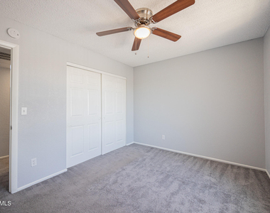 4828 W Orangewood Avenue - Photo Thumbnail 12