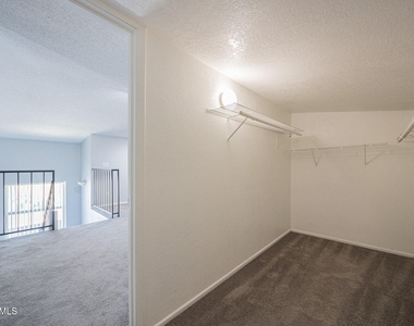4828 W Orangewood Avenue - Photo Thumbnail 19