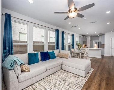 10646 Tall Timbers Trail - Photo Thumbnail 6