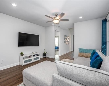 10646 Tall Timbers Trail - Photo Thumbnail 7