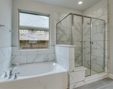 2212 Long Park Avenue - Photo Thumbnail 27